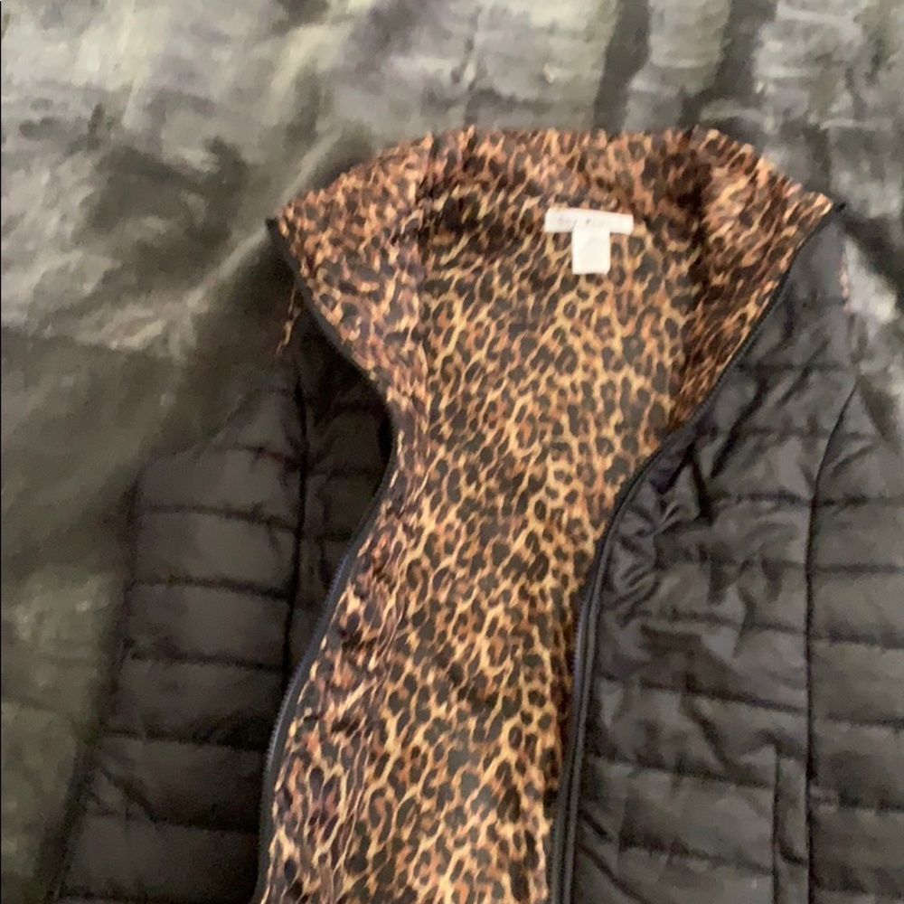 XL black and leopard vest - Picture 2 of 2